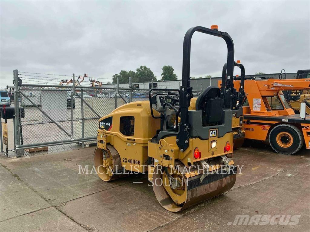 CAT CB 24 B Rouleaux tandem