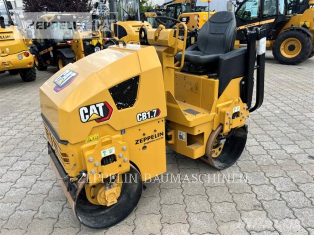 CAT CB1.7 Compacteur de sol
