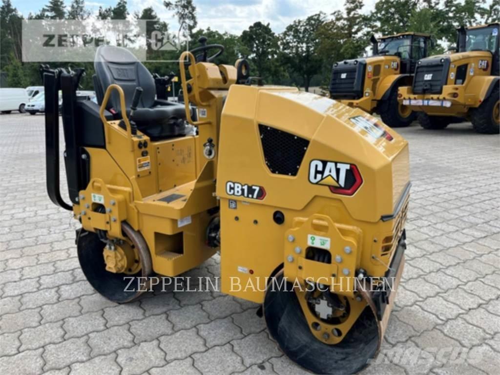 CAT CB1.7 Compacteur de sol