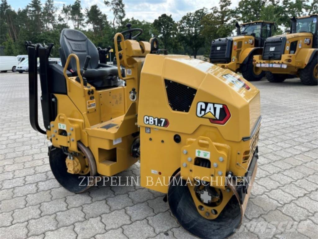 CAT CB1.7 Compacteur de sol