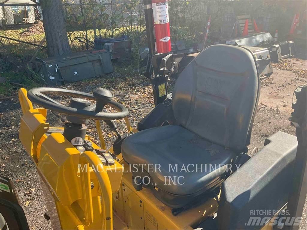 CAT CB1.8 Rouleaux tandem