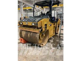 CAT CB10 Compacteur de sol