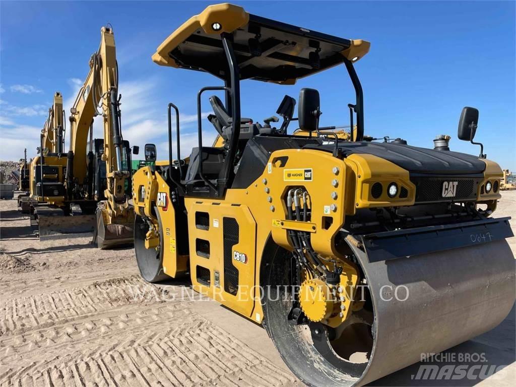 CAT CB10 Compacteur de sol