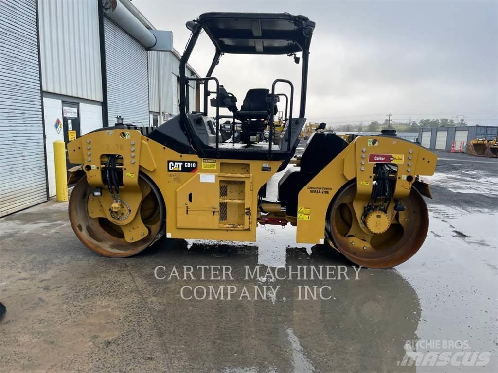 CAT CB10 Compacteur de sol