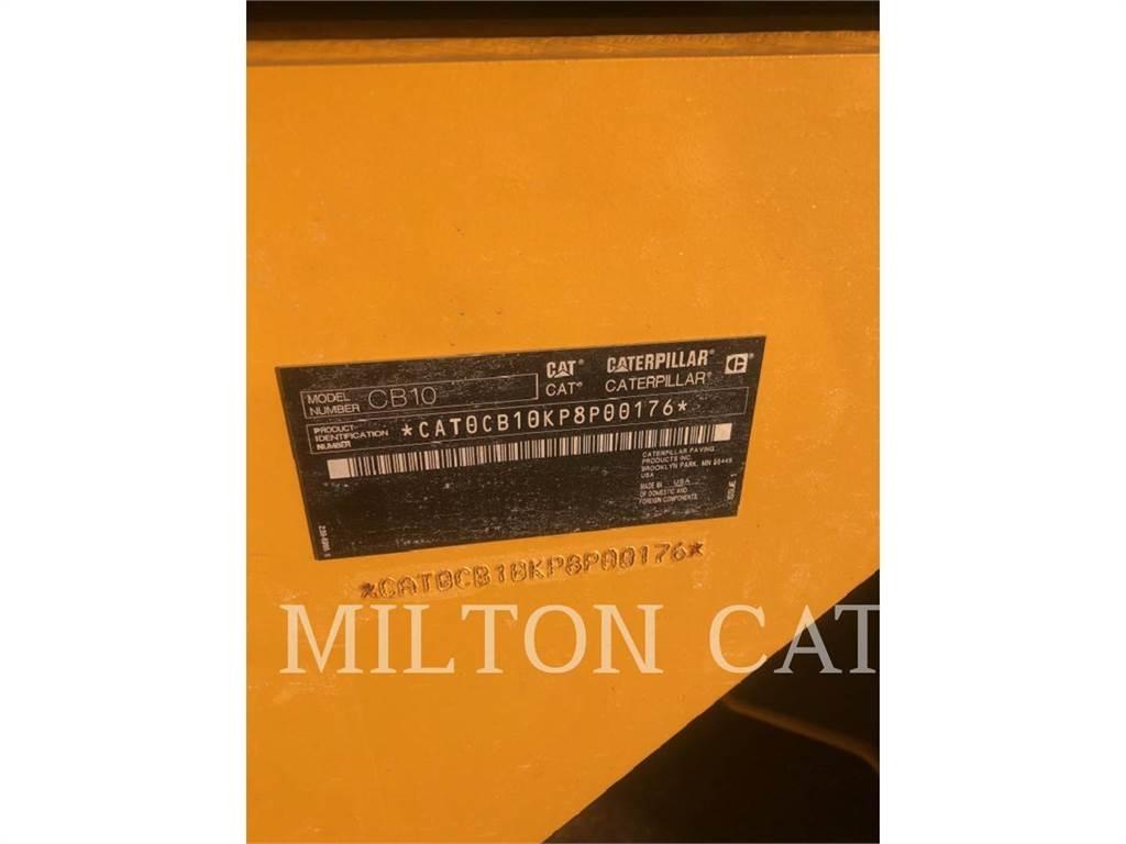 CAT CB10 Compacteur de sol