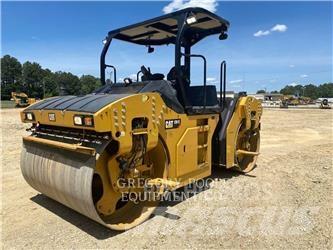 CAT CB13 Rouleaux tandem