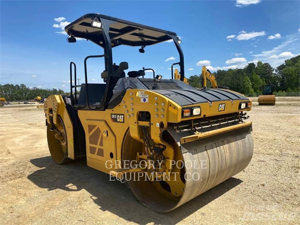 CAT CB13 Rouleaux tandem