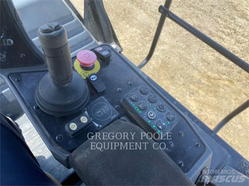 CAT CB13 Rouleaux tandem