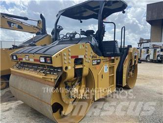 CAT CB13 Rouleaux tandem