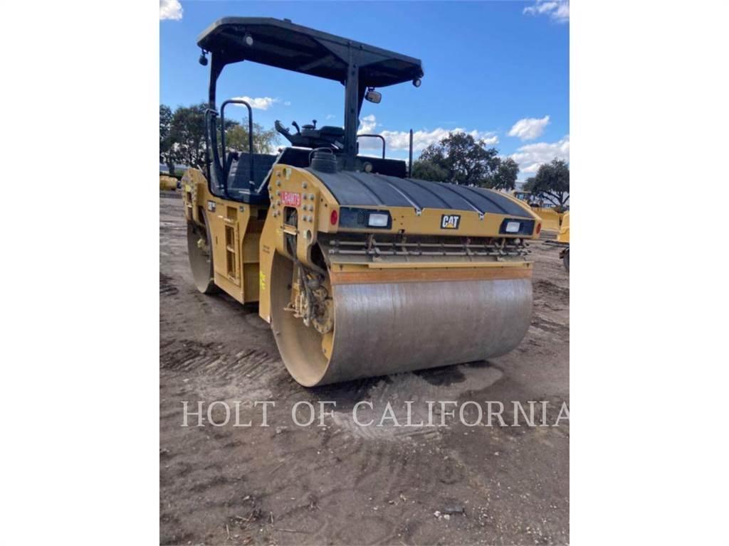 CAT CB13 Rouleaux tandem