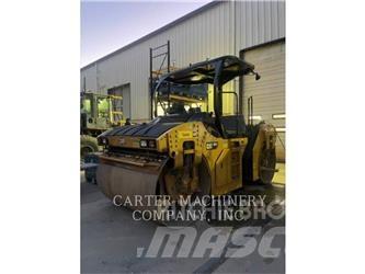 CAT CB13 Compacteur de sol