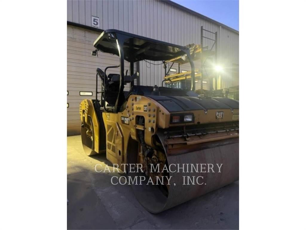 CAT CB13 Compacteur de sol