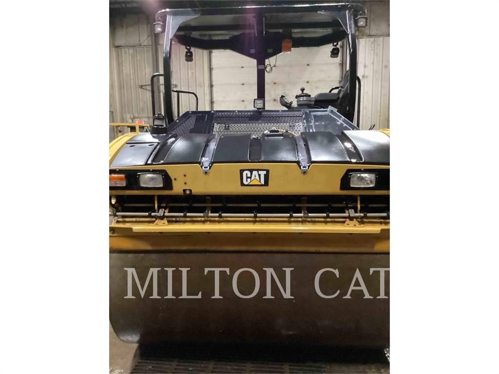 CAT CB13 Compacteur de sol
