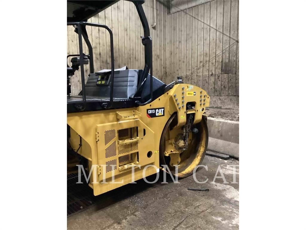 CAT CB13 Rouleaux tandem