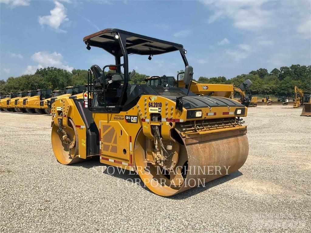 CAT CB13 Rouleaux tandem