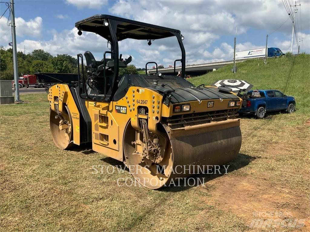 CAT CB13 Rouleaux tandem