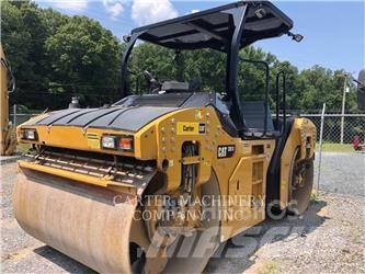 CAT CB13 Compacteur de sol