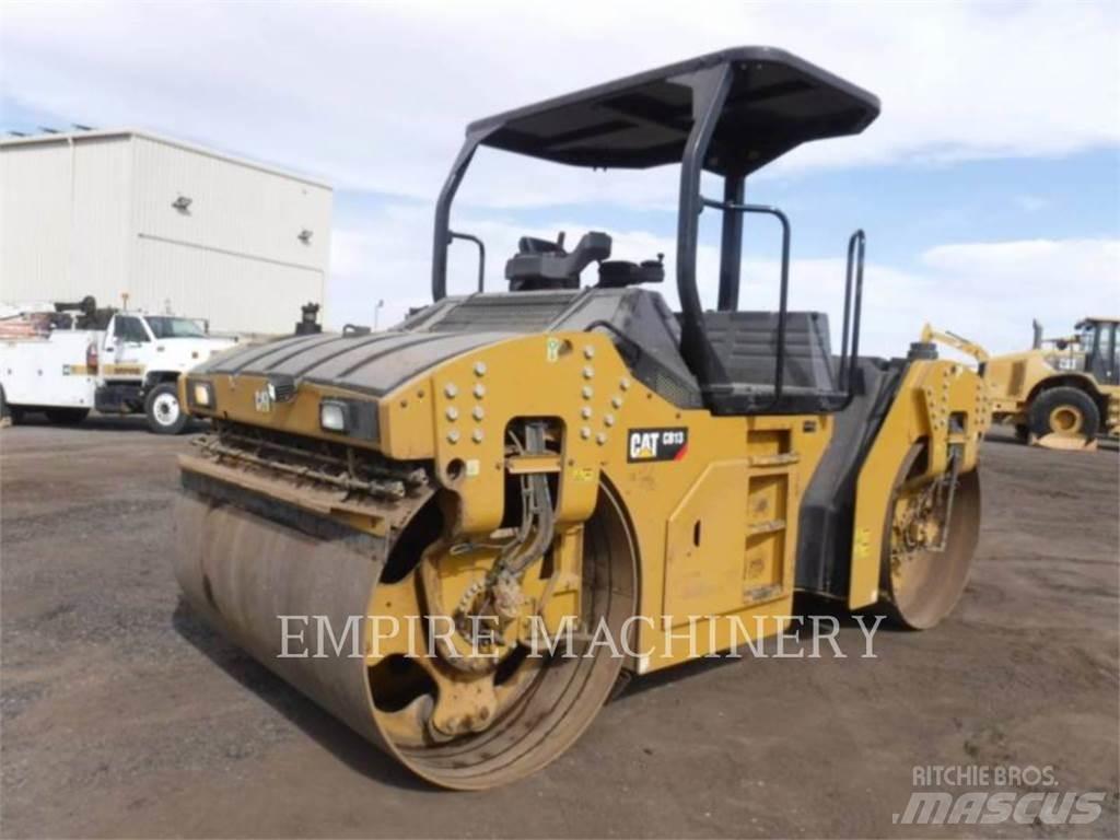 CAT CB13 Rouleaux tandem