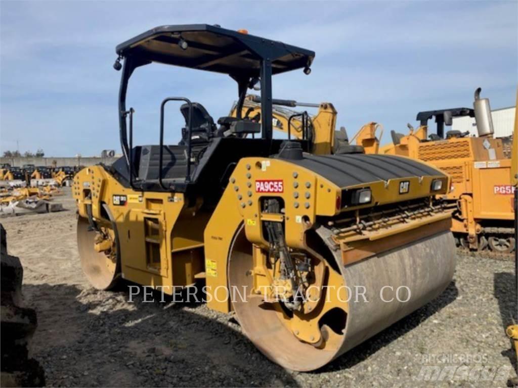 CAT CB13 Rouleaux tandem
