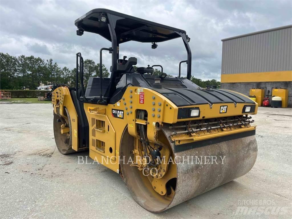 CAT CB13 Rouleaux tandem