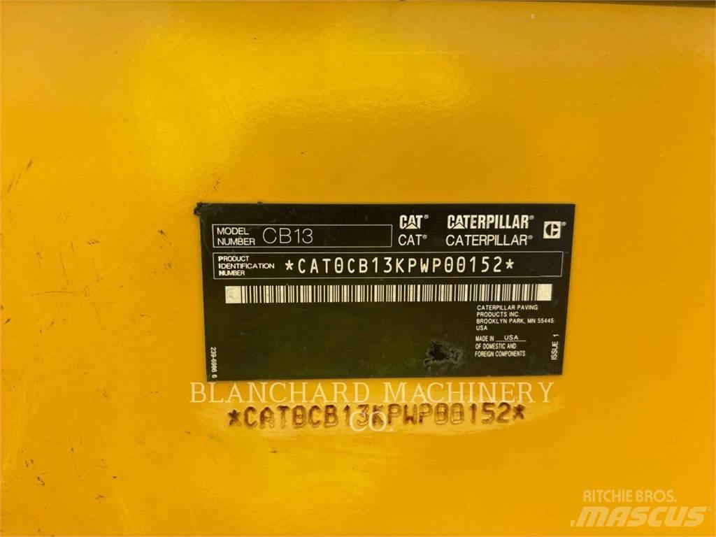 CAT CB13 Rouleaux tandem