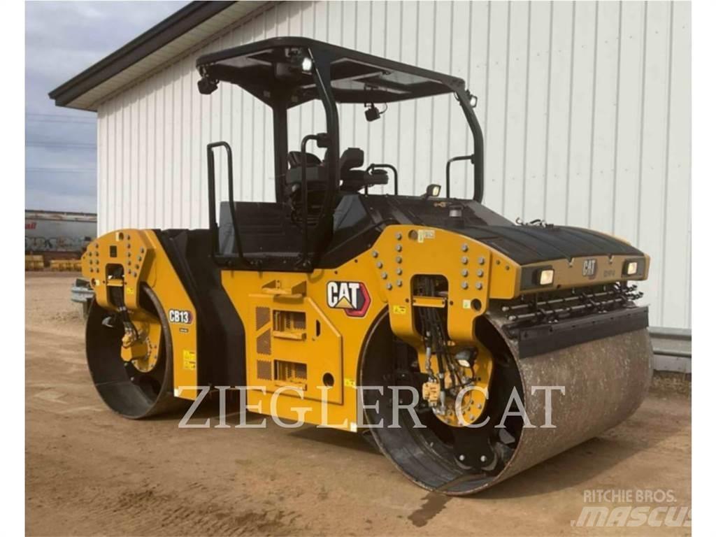 CAT CB13 Compacteur de sol