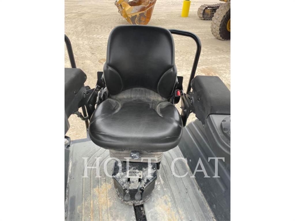 CAT CB13 Rouleaux monocylindre