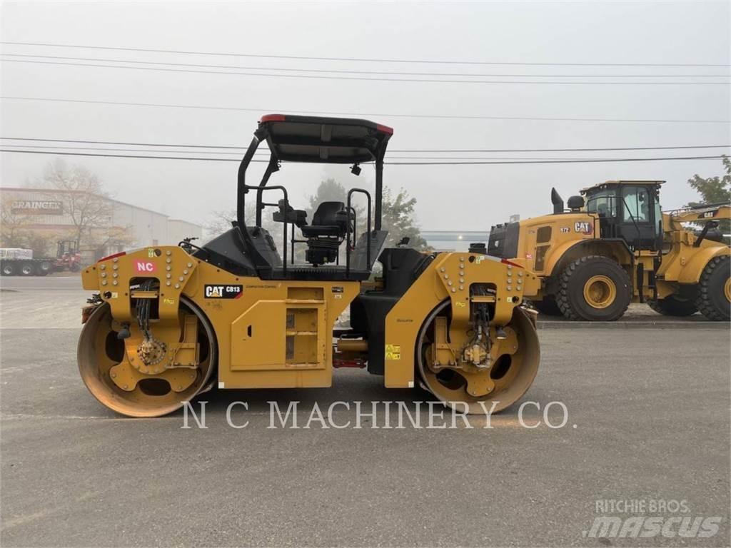 CAT CB13 Finisseur