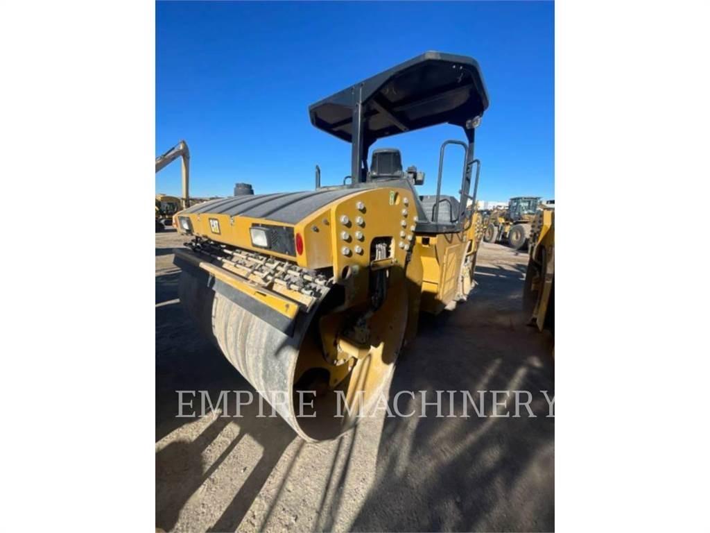 CAT CB13 5A Rouleaux tandem