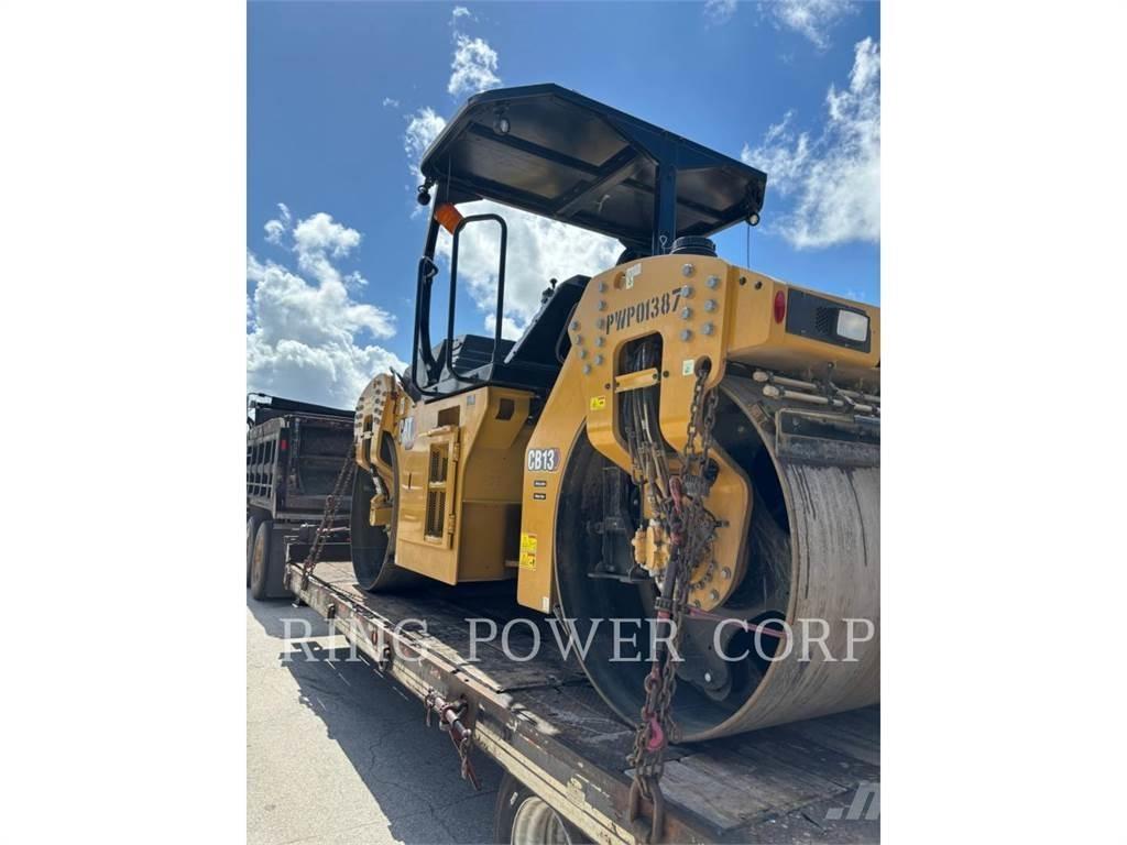 CAT CB13 OSC Rouleaux tandem