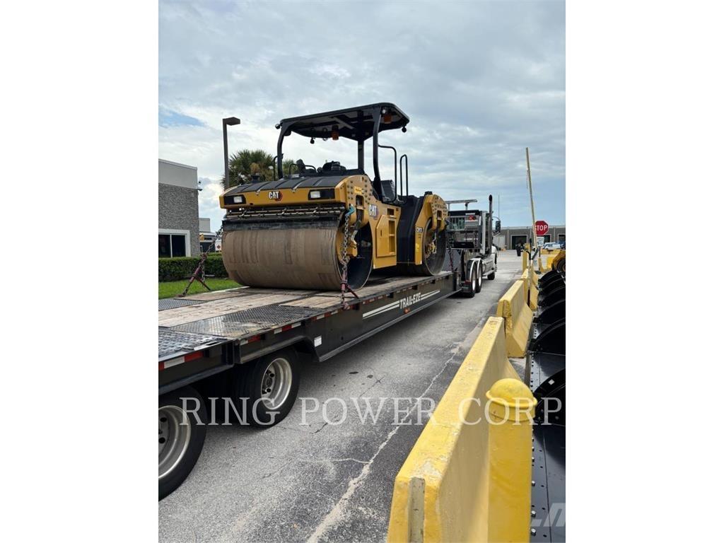 CAT CB13 OSC Rouleaux tandem