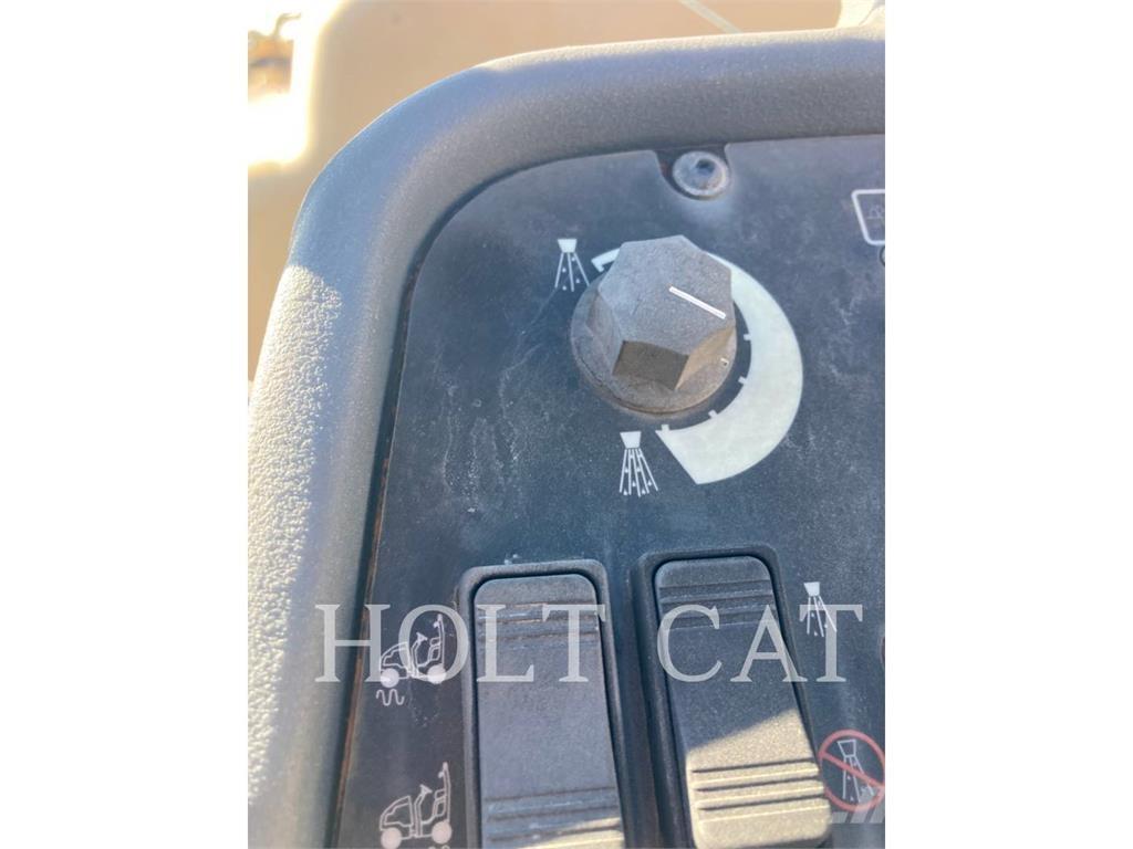 CAT CB14B Rouleaux tandem