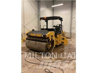 CAT CB15 Compacteur de sol