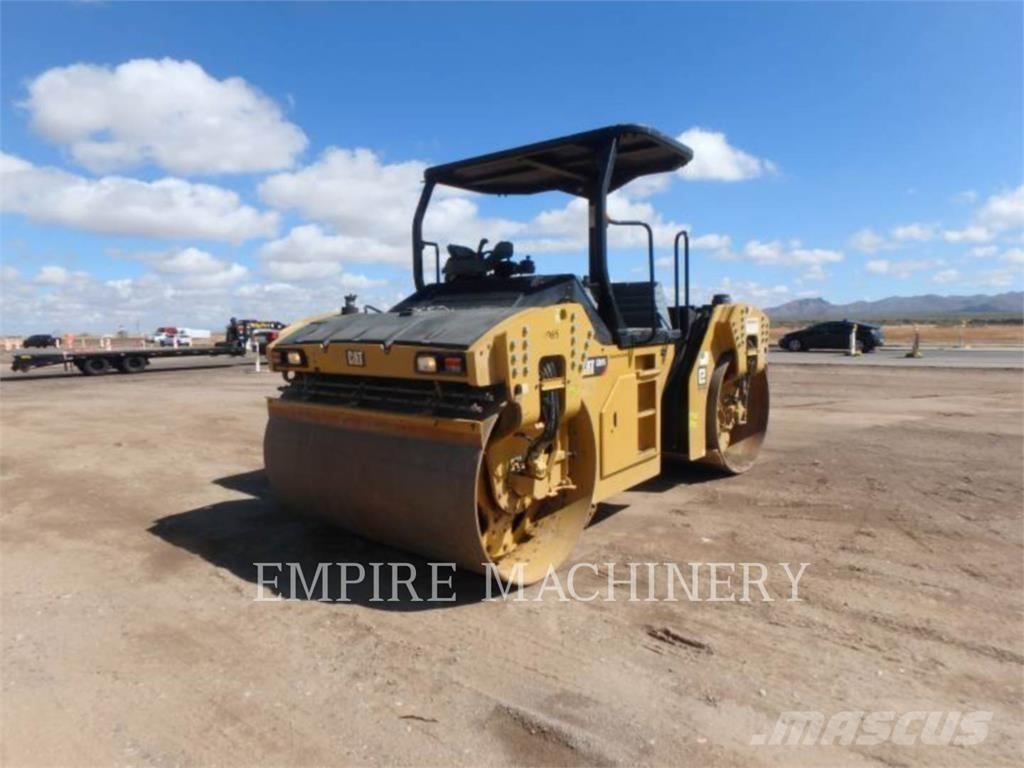 CAT CB15 Rouleaux tandem