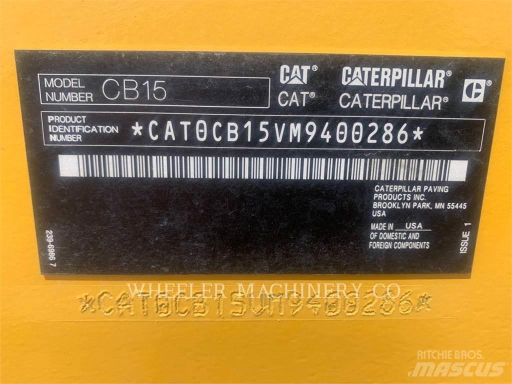 CAT CB15 Rouleaux tandem