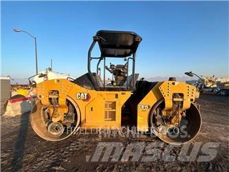 CAT CB15 CW VV Rouleaux tandem