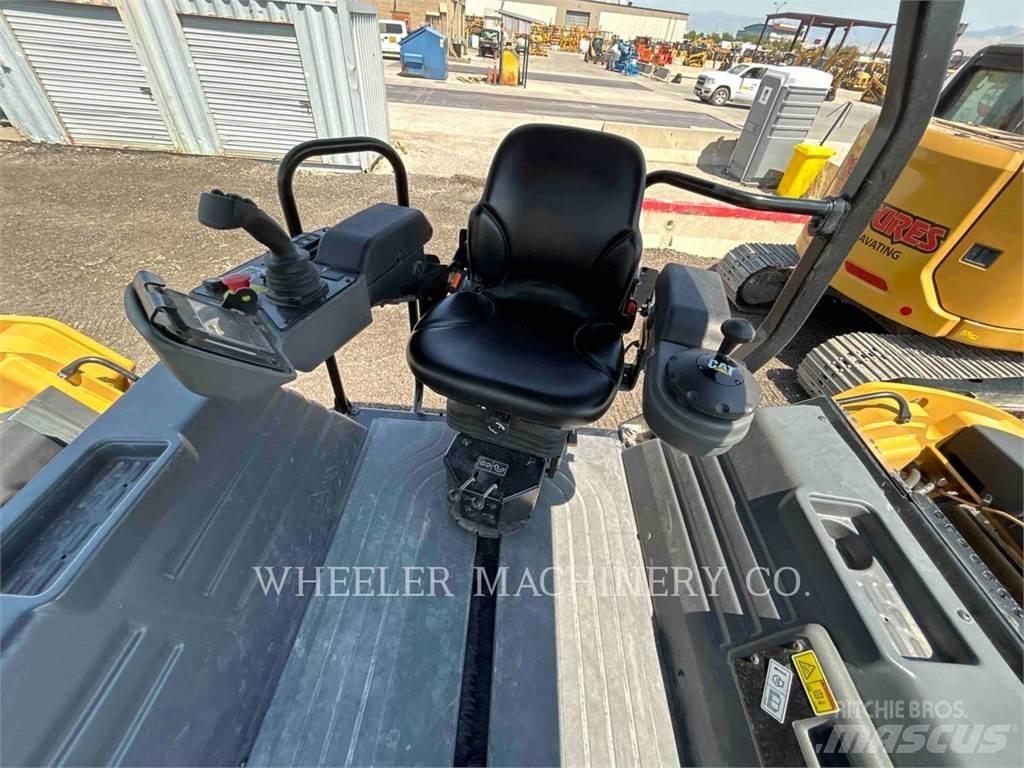 CAT CB15 CW VV Rouleaux tandem