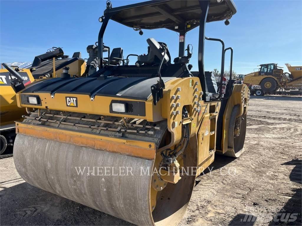 CAT CB15 VV Rouleaux tandem