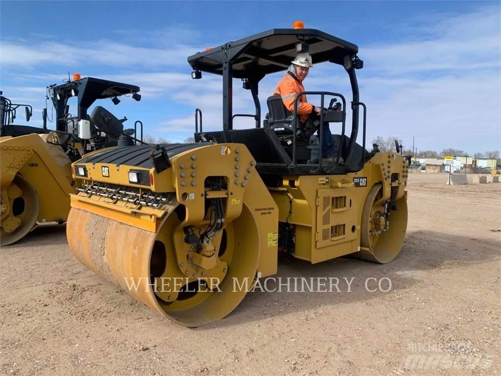 CAT CB15 VV Rouleaux tandem