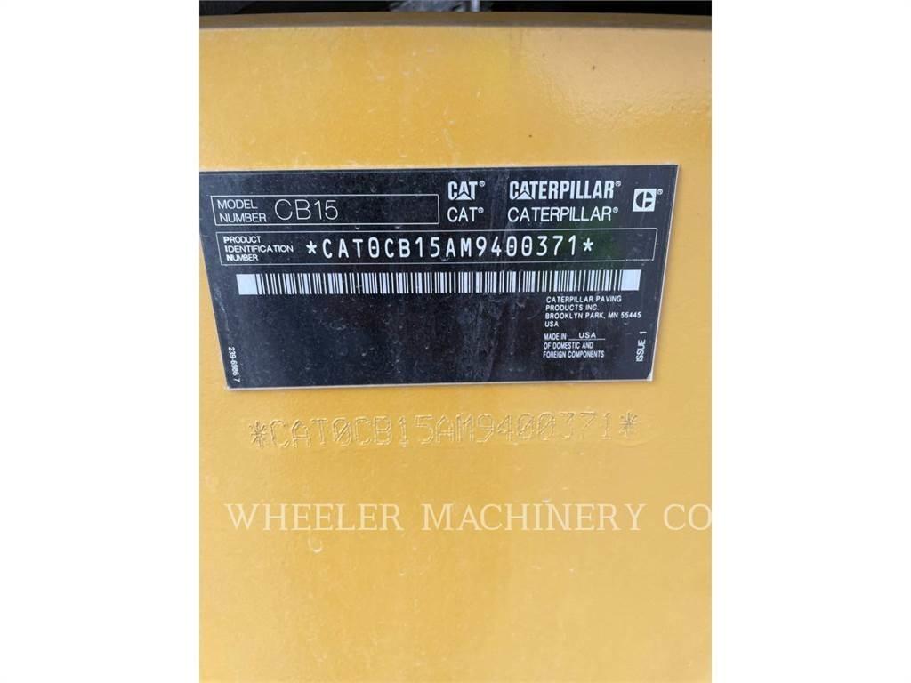 CAT CB15 VV Rouleaux tandem