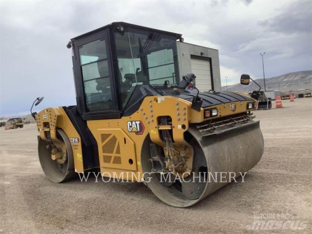 CAT CB16 Pulvérisateur pour bitume