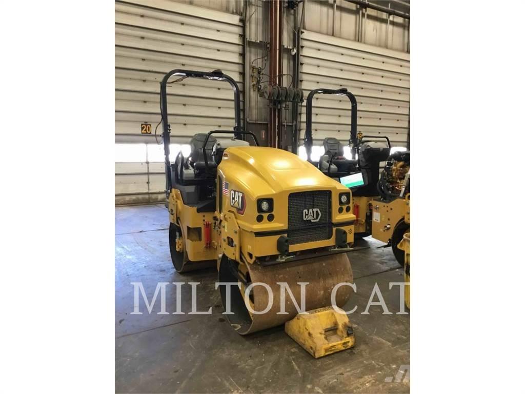 CAT CB2.5 Compacteur de sol