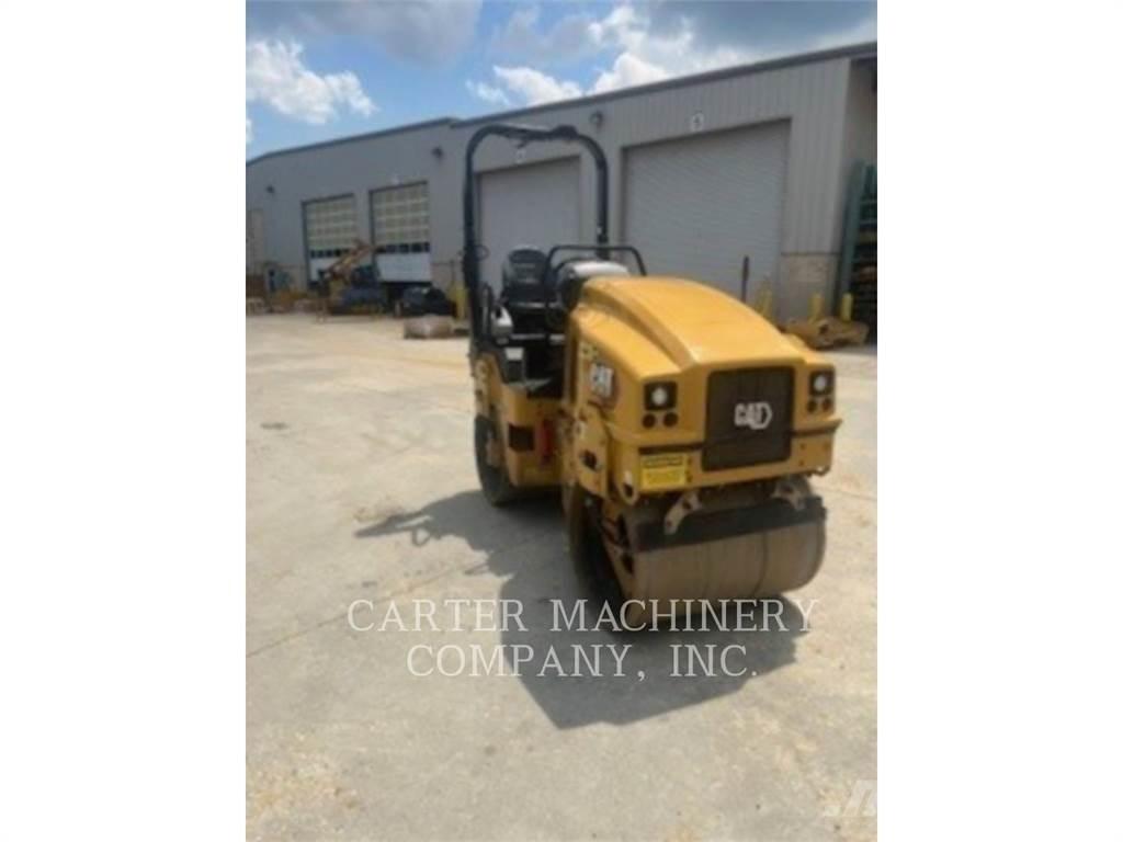 CAT CB2.5GC Compacteur de sol