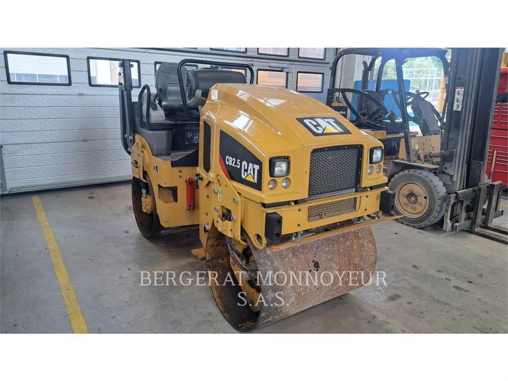 CAT CB2.5LRC Rouleaux tandem