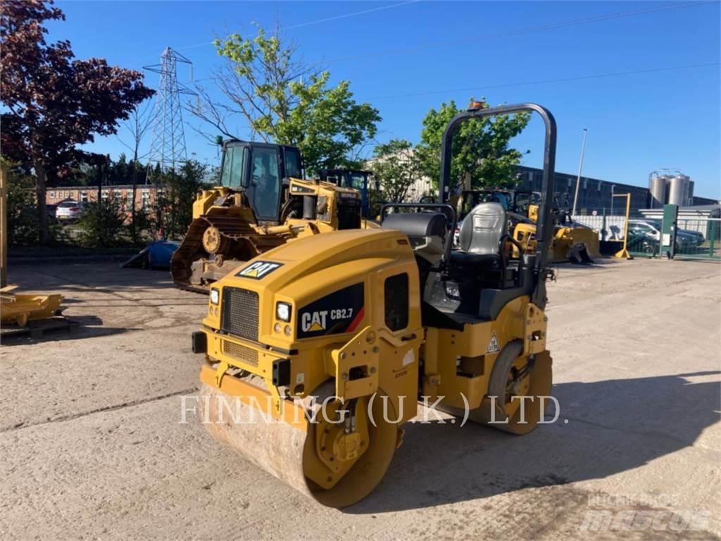 CAT CB2.7 Compacteur de sol