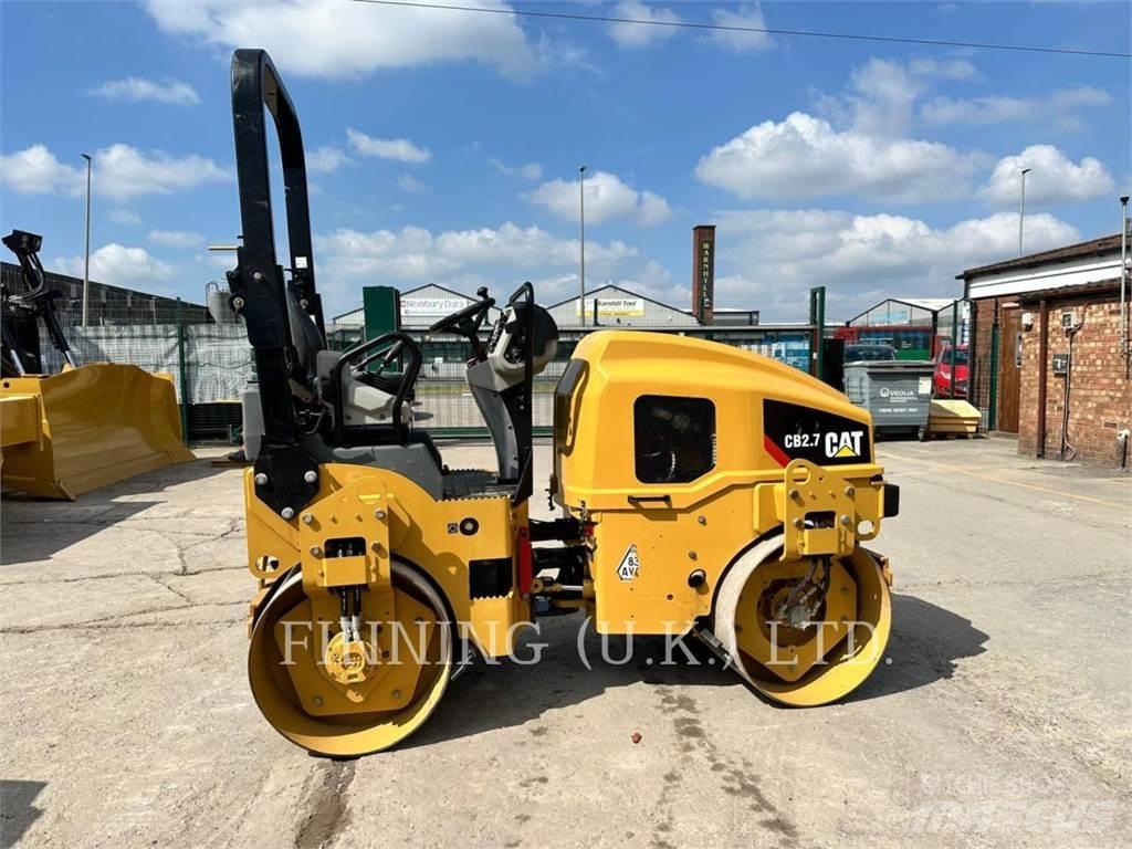 CAT CB2.7 Compacteur de sol