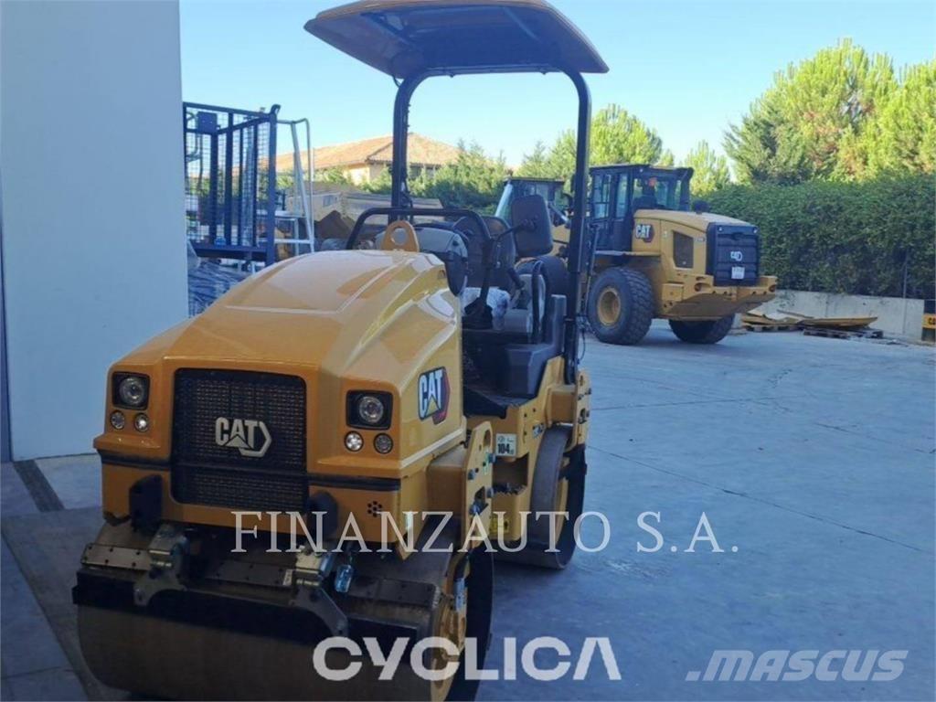 CAT CB2.7 Rouleaux tandem