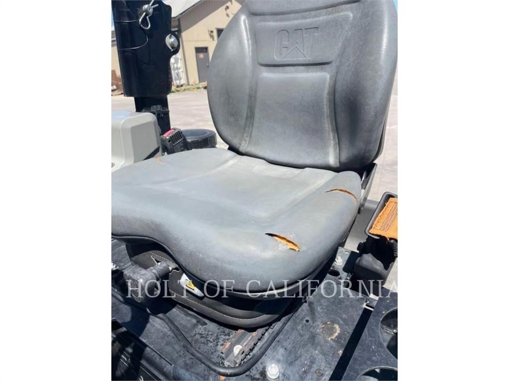 CAT CB2.7 GC Compacteur de sol