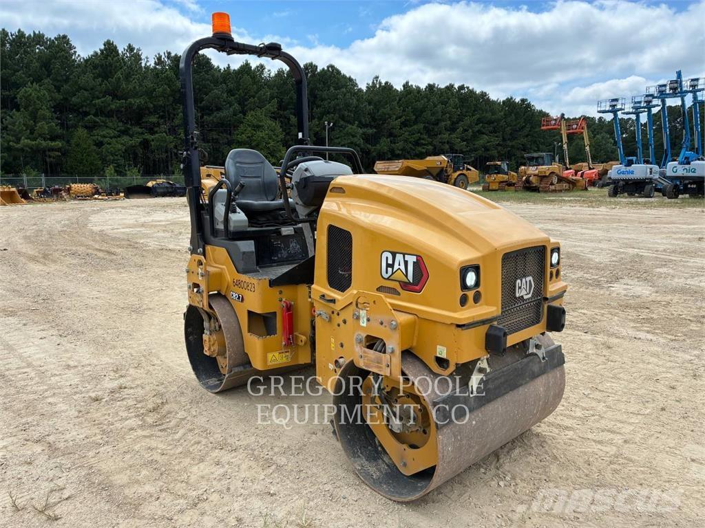 CAT CB2.703 Rouleaux tandem