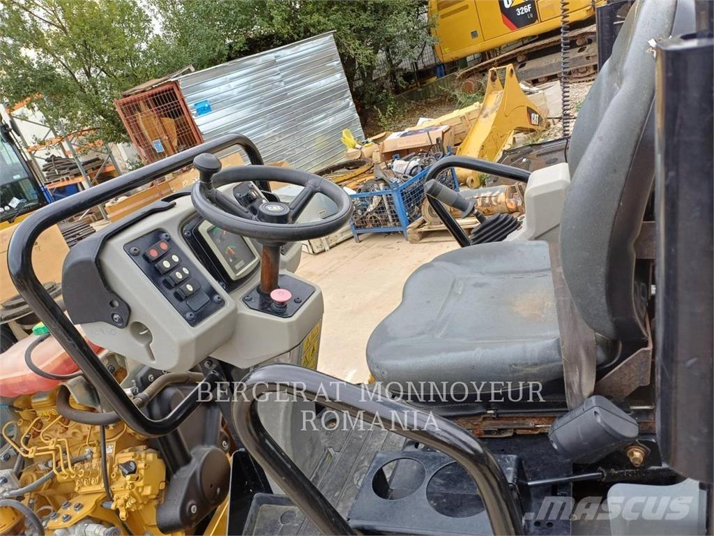 CAT CB2.7LRC Rouleaux tandem